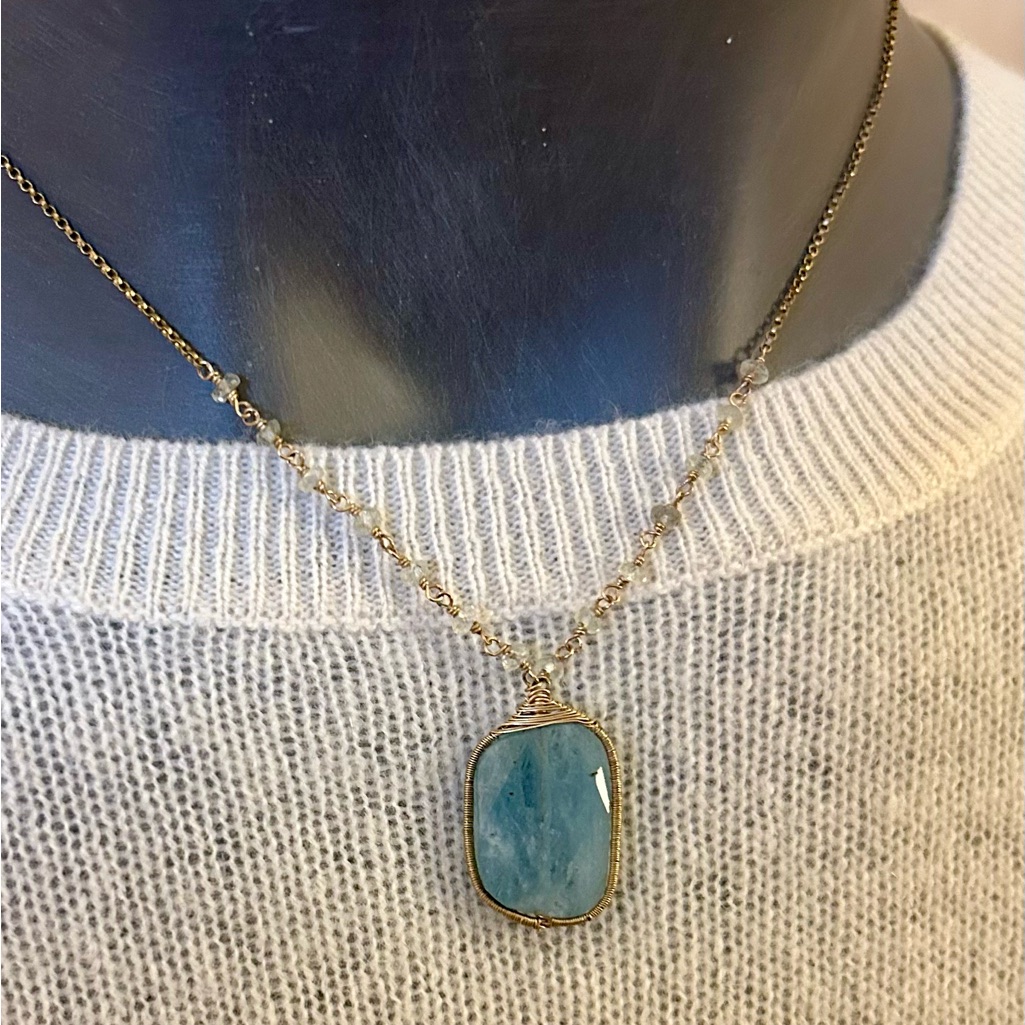 Genuine Aquamarine Stone Necklace W Accent Gemstones Gold Wire Wrap  Chain